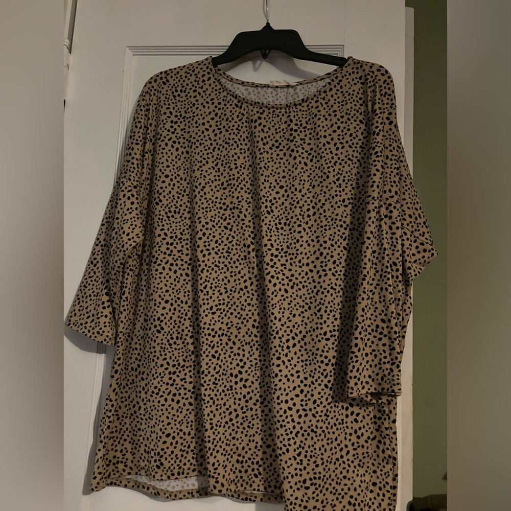 cheetah top..XL